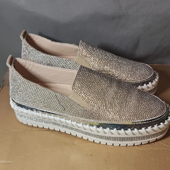 Elegant Women's Slip-On Shoes with Rhinestones - Picture 1 of 8